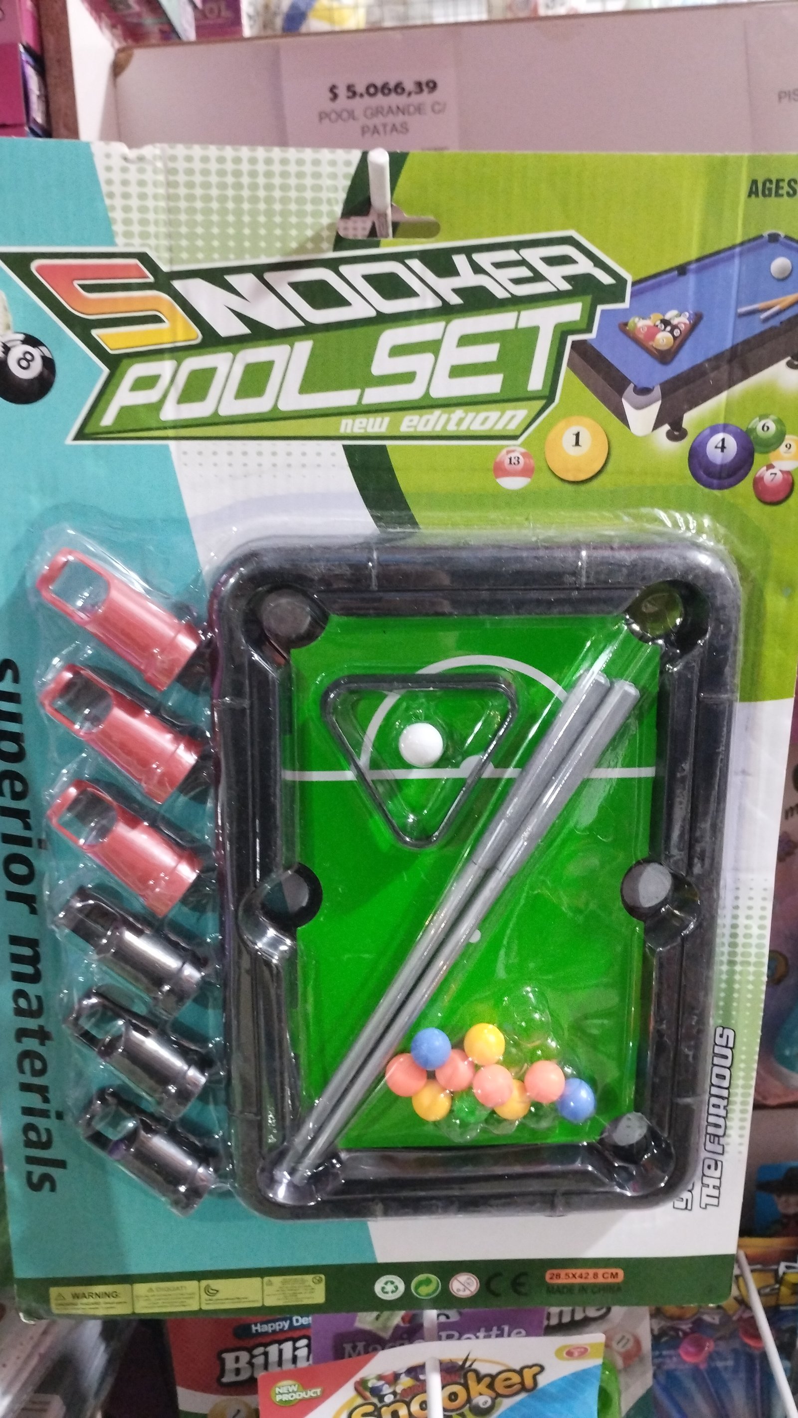 POOL GRANDE C/ PATAS